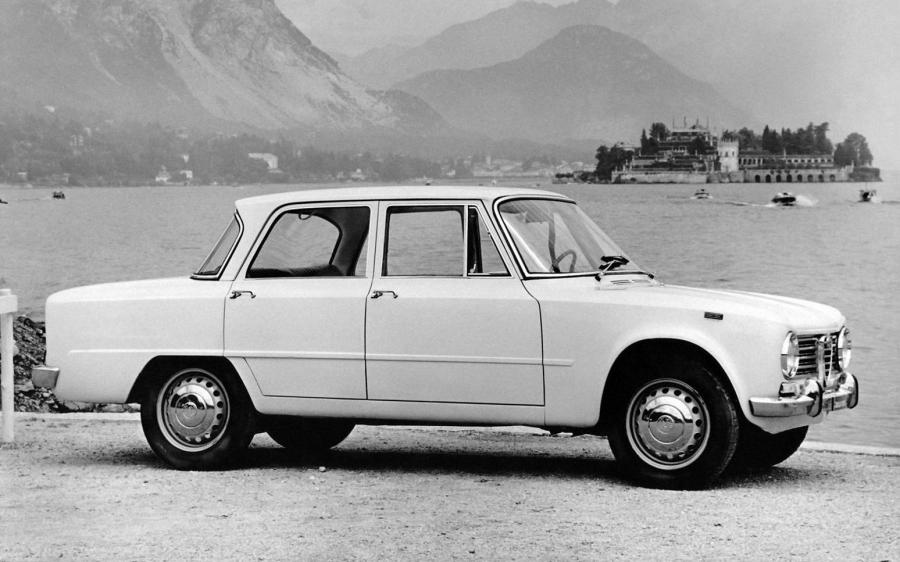 Alfa Romeo Giulia 1300 ti (105.39) '1965 - 67